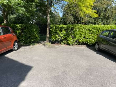 Harrow Close, Aylesbury, Image 11