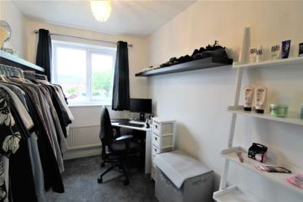 Harrow Close, Aylesbury, Image 6