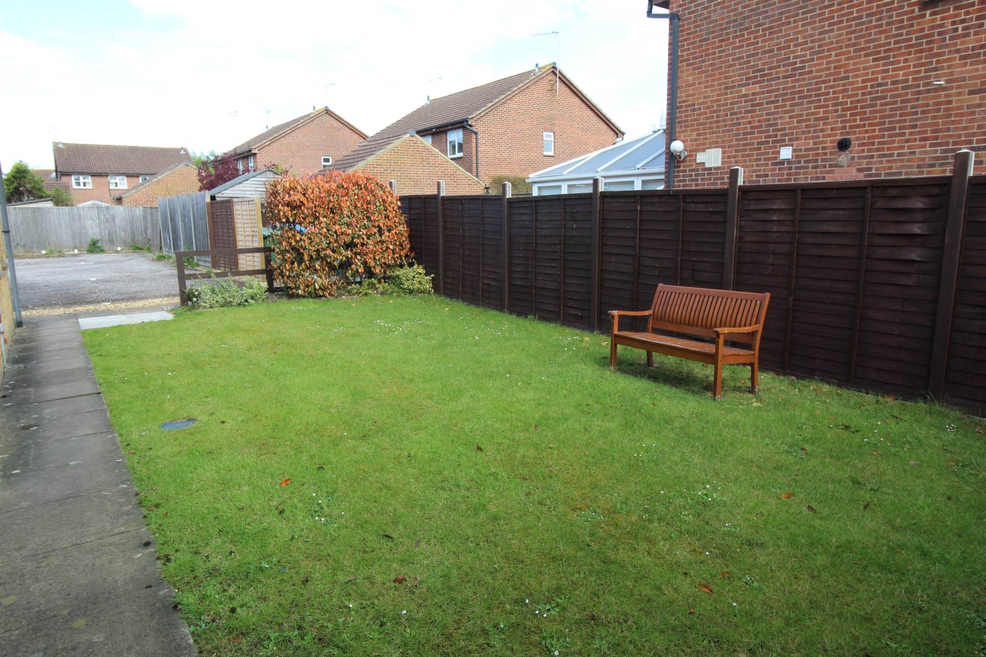 Grasslands, Aylesbury, Image 5