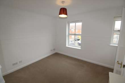 Horton Close, Aylesbury, Image 6