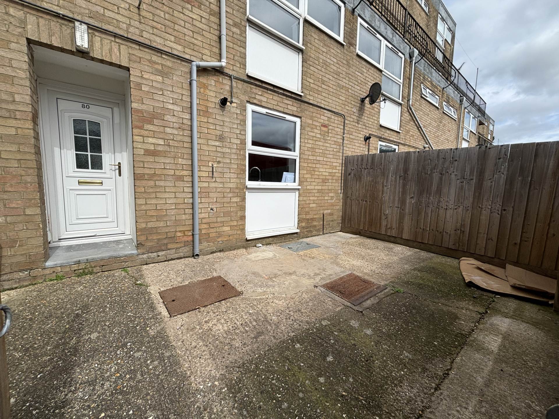 Broughton Avenue, Aylesbury, Image 10
