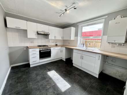 Broughton Avenue, Aylesbury, Image 2