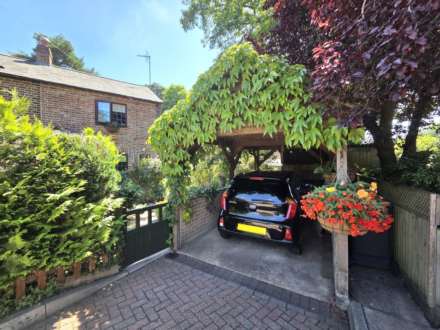 Property For Sale Plantation Road, Leighton Buzzard