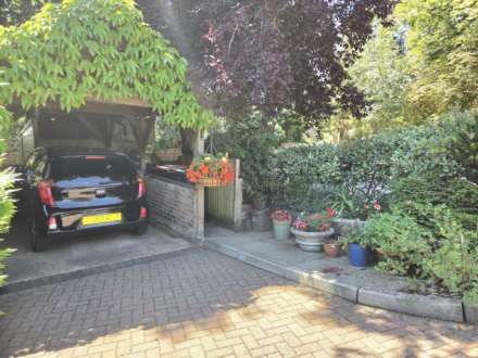 Plantation Road, Leighton Buzzard, Image 26