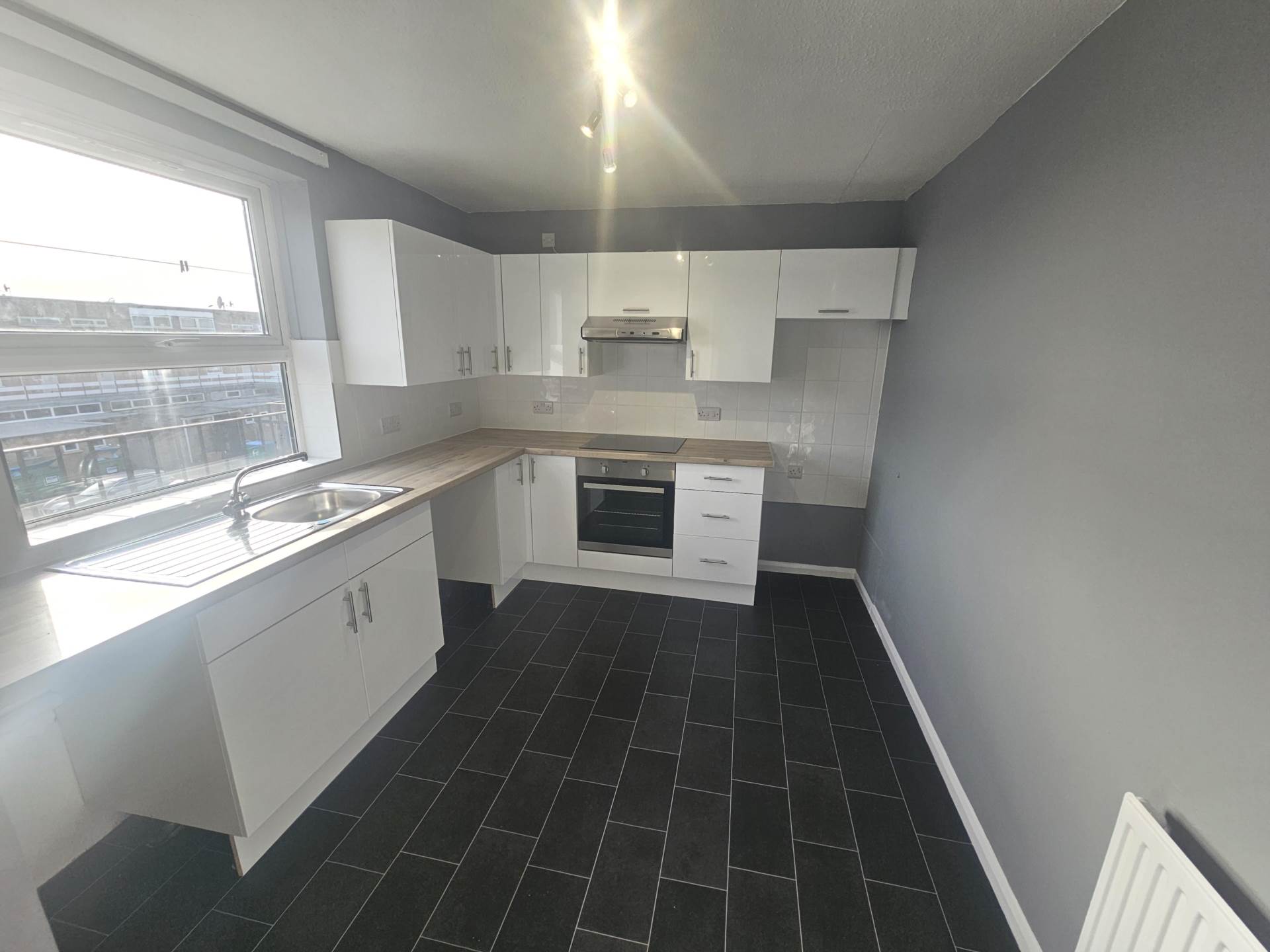 Broughton Avenue, Aylesbury, Image 2