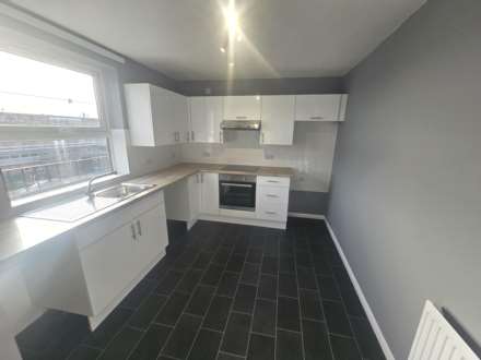 Broughton Avenue, Aylesbury, Image 2