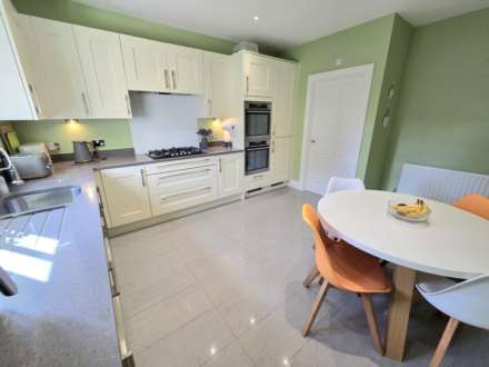Siddington Drive, Aylesbury, Image 15