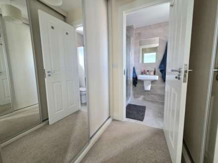 Siddington Drive, Aylesbury, Image 20