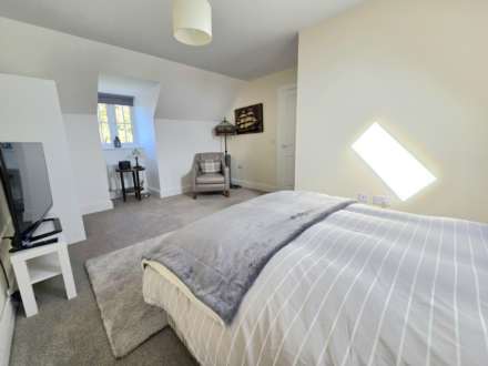 Siddington Drive, Aylesbury, Image 26