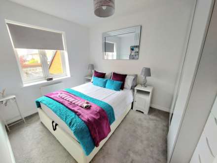 Sierra Drive, Aylesbury, Image 19