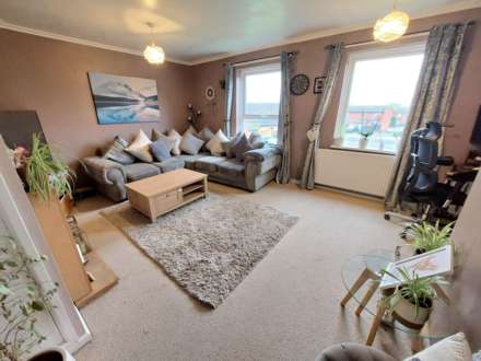 Ebble Close, Aylesbury, Image 11