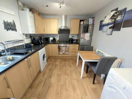 Ebble Close, Aylesbury, Image 3