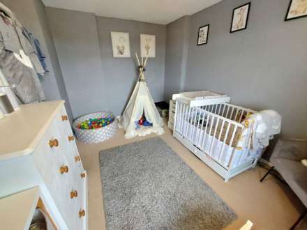 Ebble Close, Aylesbury, Image 5