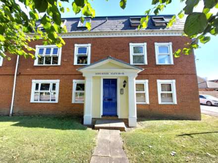 Dove House, Watermead, Image 10