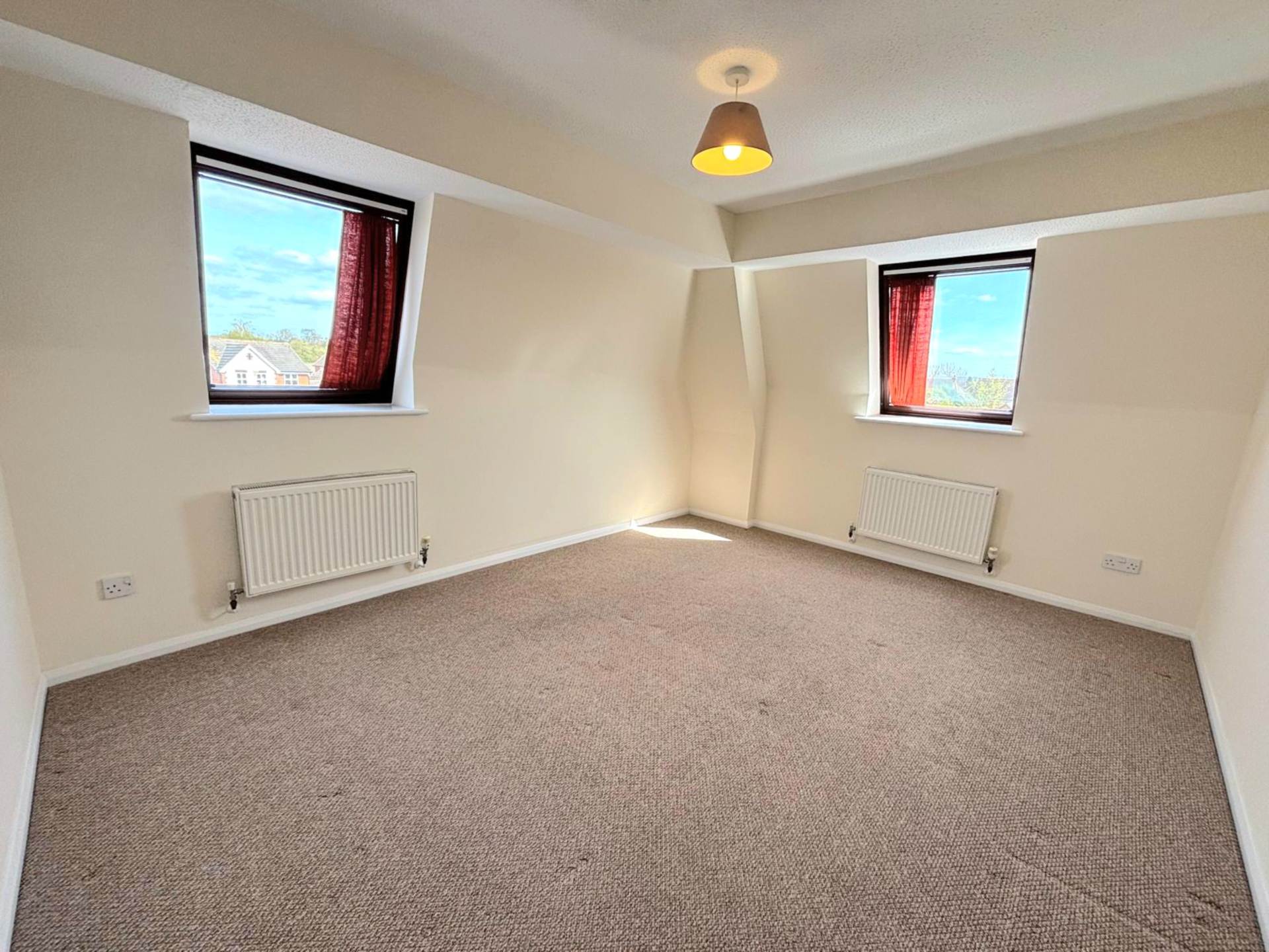 Dove House, Watermead, Image 8