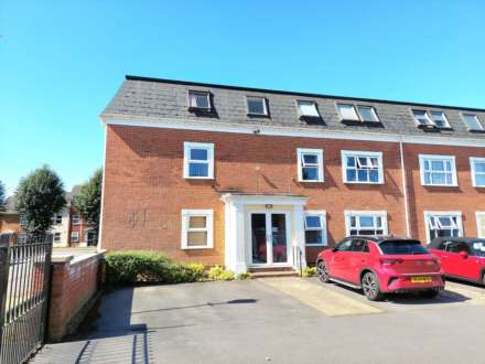 Dove House, Watermead, Image 6