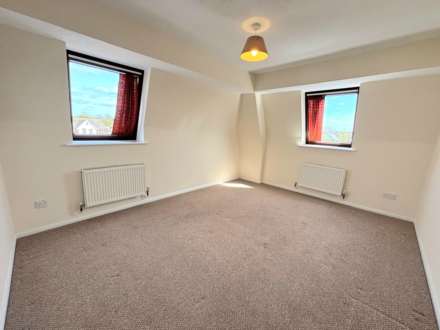 Dove House, Watermead, Image 8