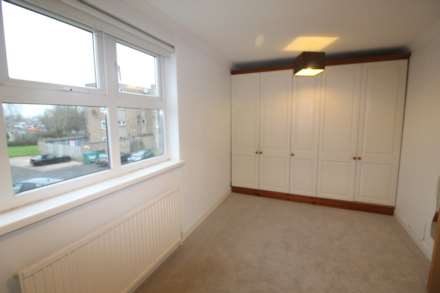 Hilton Avenue, Aylesbury, Image 10