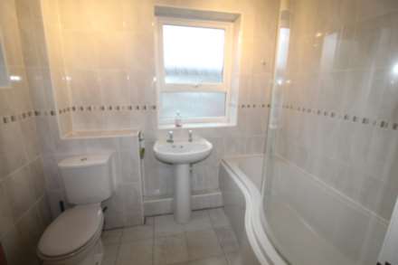 Hilton Avenue, Aylesbury, Image 13