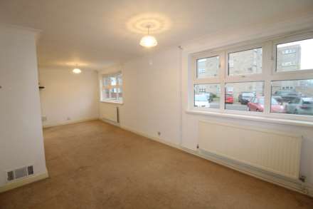 Hilton Avenue, Aylesbury, Image 6