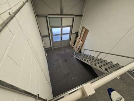 Smeaton Close, Aylesbury, Image 4