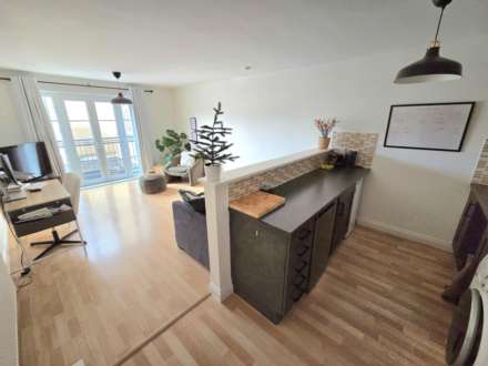 Magnon Court, Leighton Buzzard, Image 2