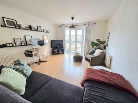 Magnon Court, Leighton Buzzard, Image 3