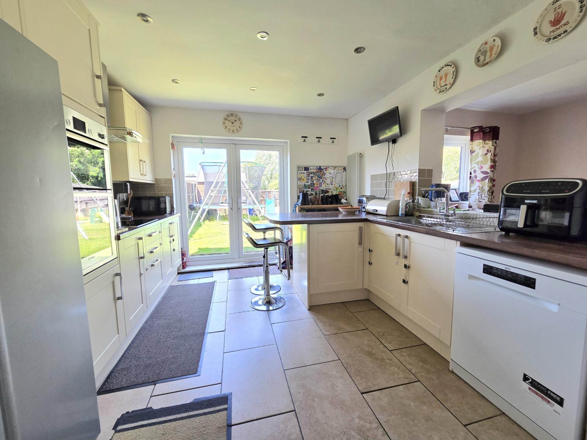 Narbeth Drive, Aylesbury, Image 18