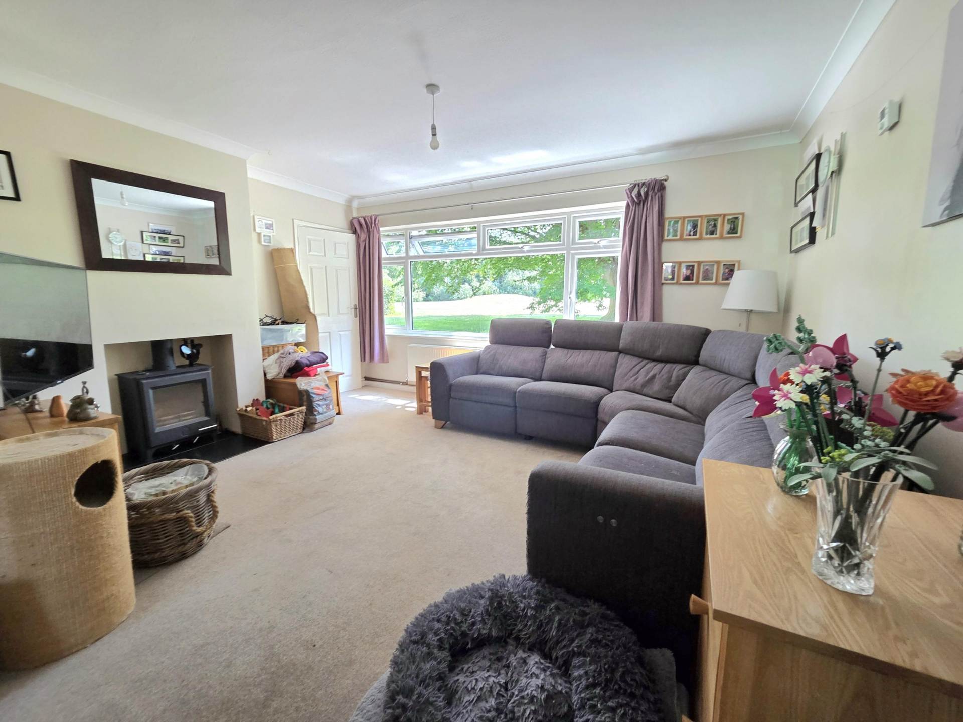 Narbeth Drive, Aylesbury, Image 3