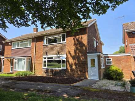 Property For Sale Narbeth Drive, Aylesbury