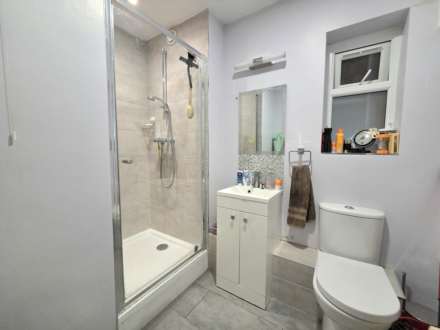 Narbeth Drive, Aylesbury, Image 16