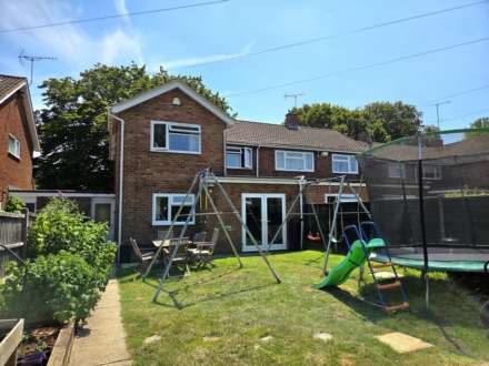 Narbeth Drive, Aylesbury, Image 20