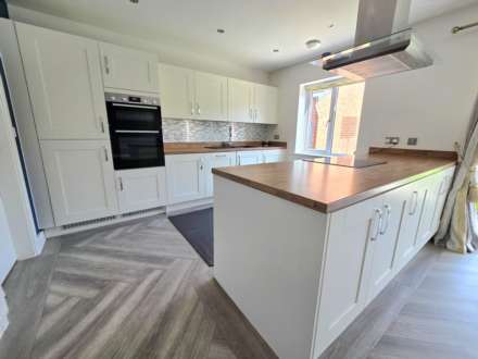 Gershwin Road, Stoke Mandeville, Aylesbury, Image 14