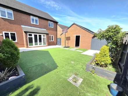 Gershwin Road, Stoke Mandeville, Aylesbury, Image 32