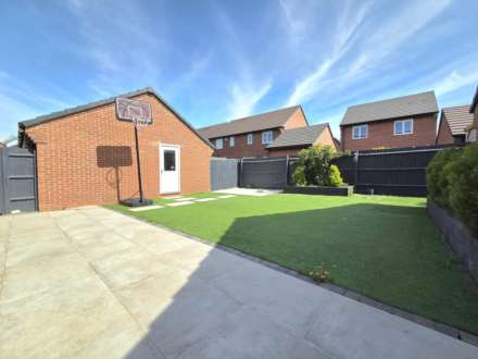 Gershwin Road, Stoke Mandeville, Aylesbury, Image 35