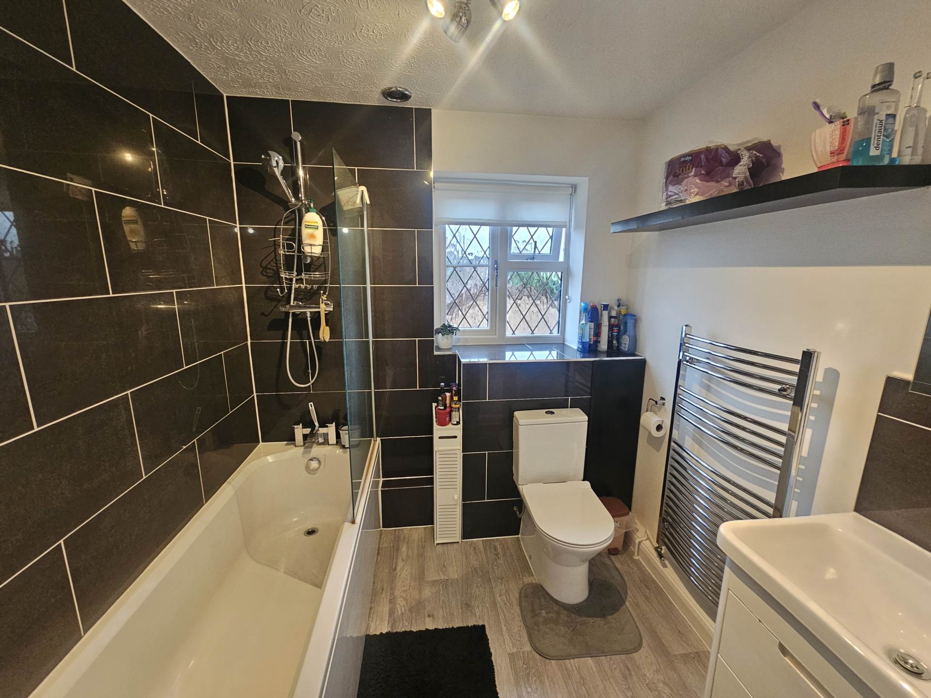 Old Burrs, Walton, Image 4