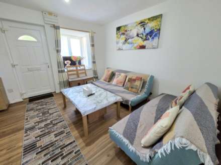 Cleveland Place, Aylesbury, Image 10