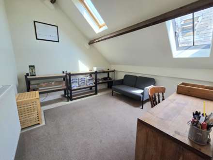 Rowden Farm Barns, Ledburn, Image 18