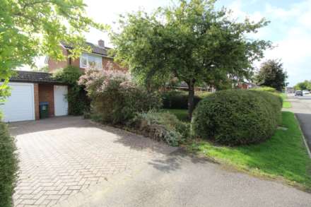 Northumberland Avenue, Aylesbury, Image 1