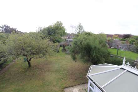 Northumberland Avenue, Aylesbury, Image 16