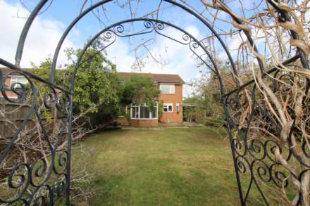 Northumberland Avenue, Aylesbury, Image 18