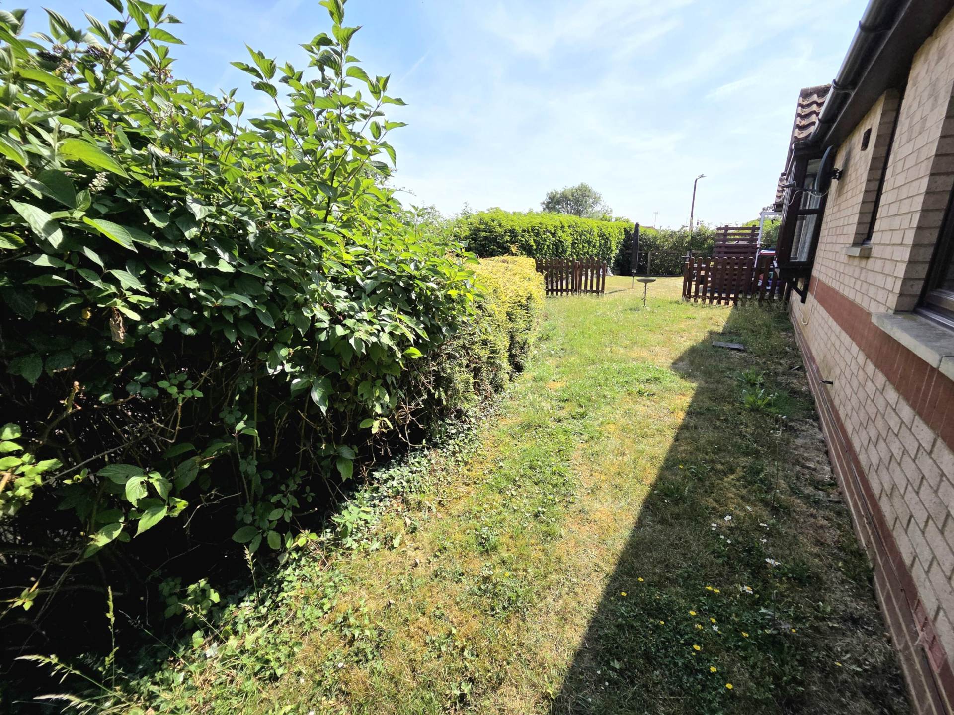 Epsom Grove, Bletchley, Image 4
