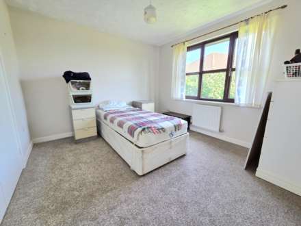 Epsom Grove, Bletchley, Image 6