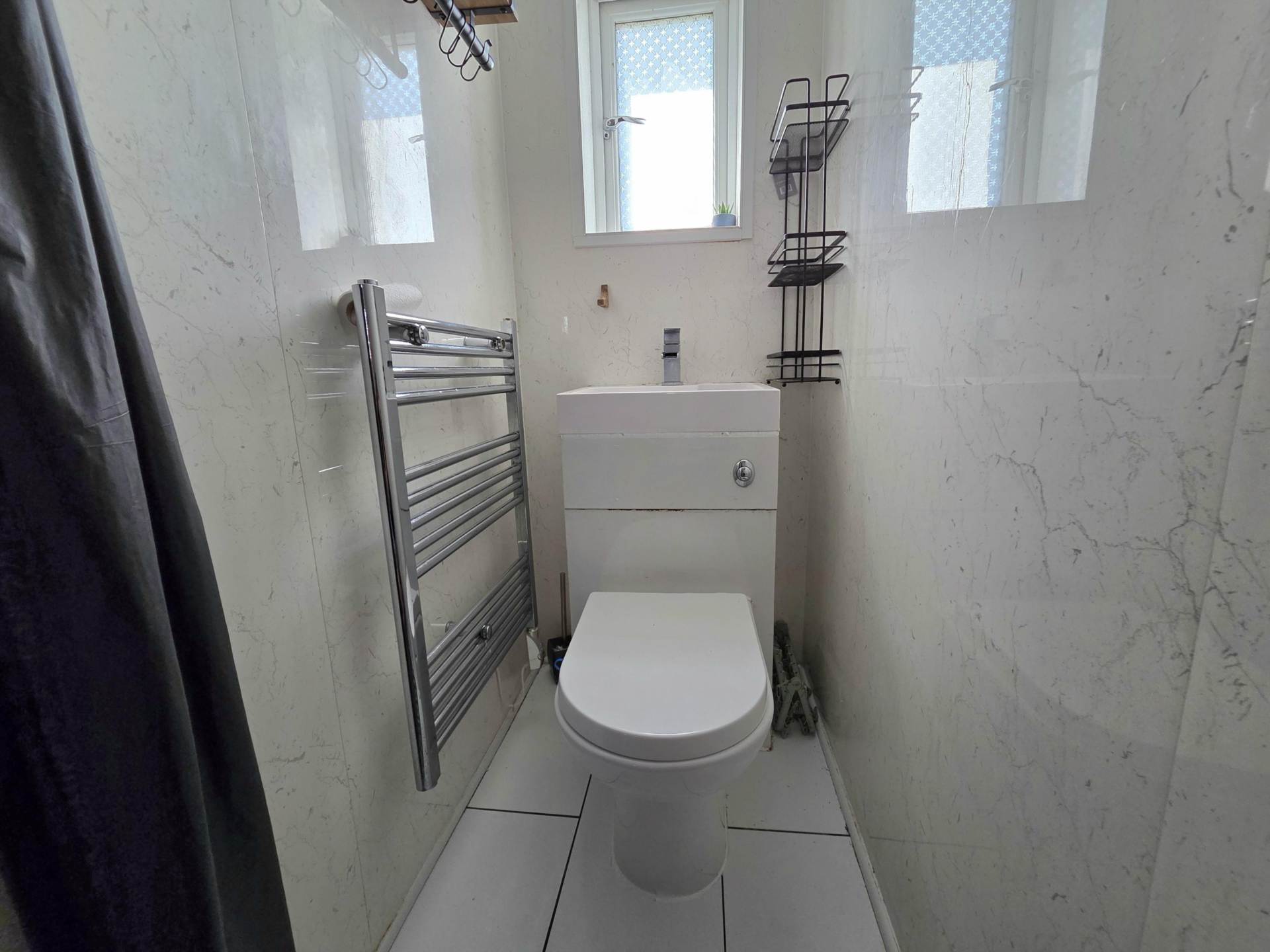 Middlesex Drive, Bletchley, Image 11