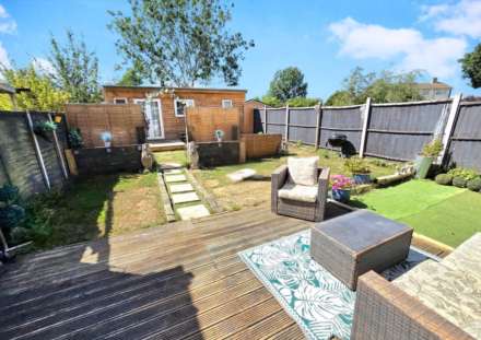 Middlesex Drive, Bletchley, Image 6