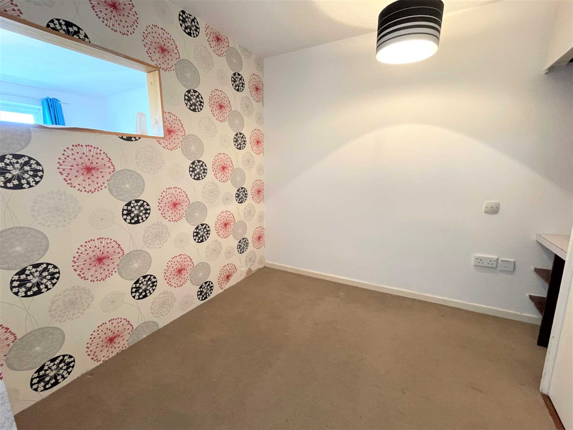 Selwyn Court, Aylesbury, Image 6