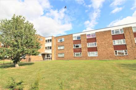 Property For Rent Selwyn Court, Aylesbury
