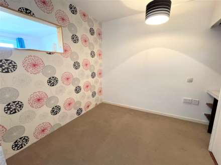 Selwyn Court, Aylesbury, Image 6