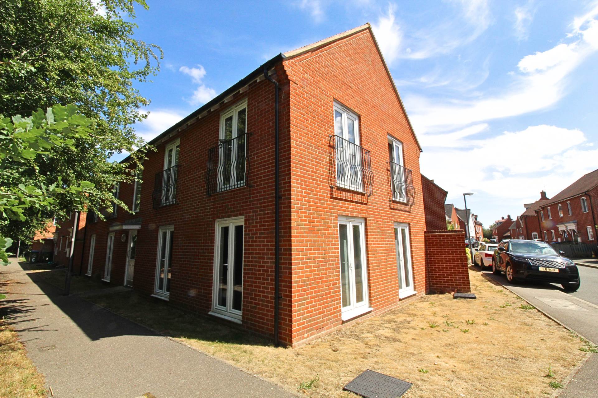 Musket Path, Aylesbury, Image 1