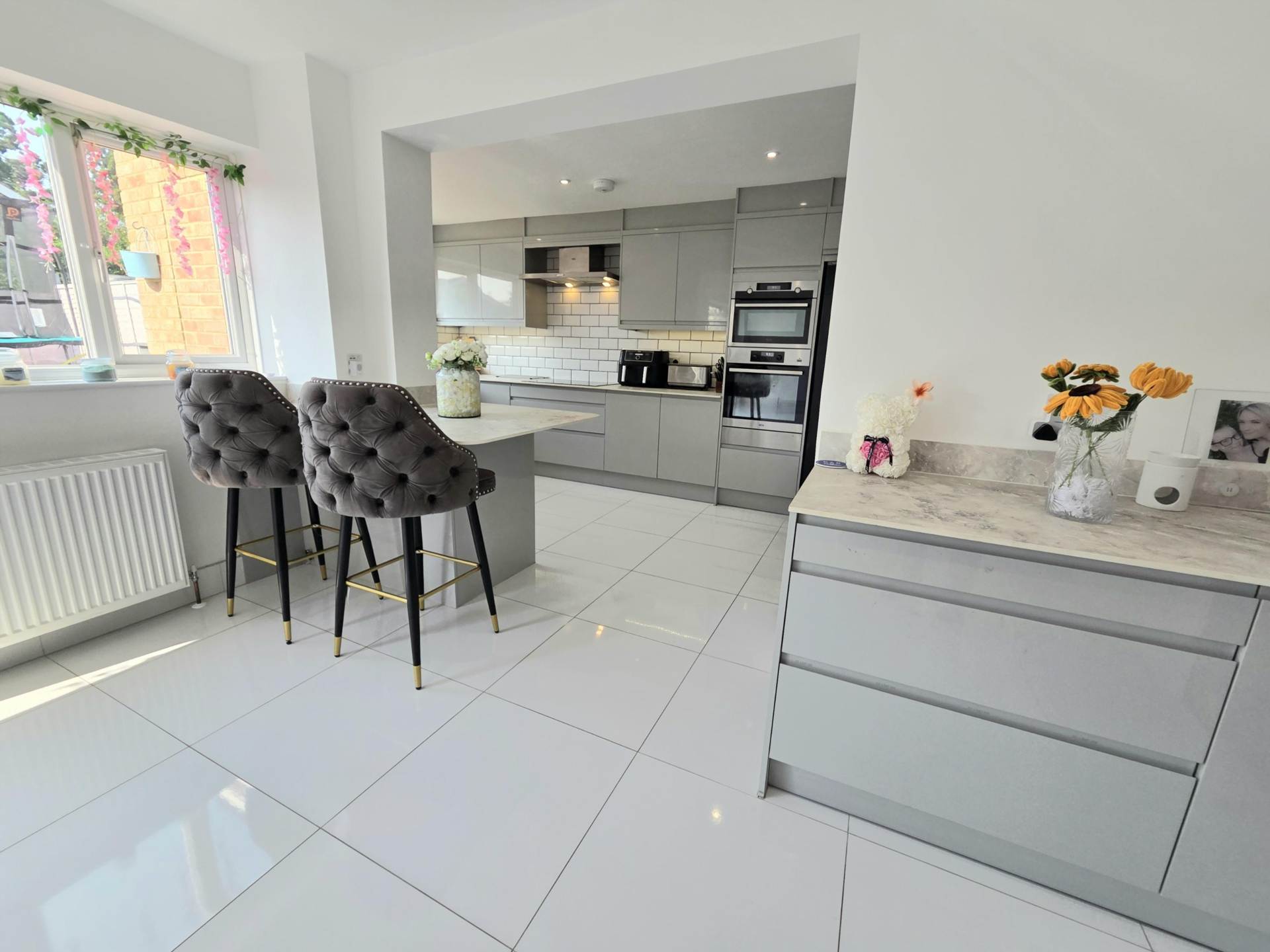 Woodside Way, Linslade, Image 4